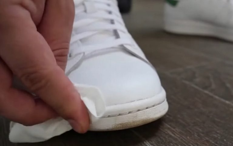 Can You Put Clouds Shoes in the Washing Machine? With Tips & Tricks